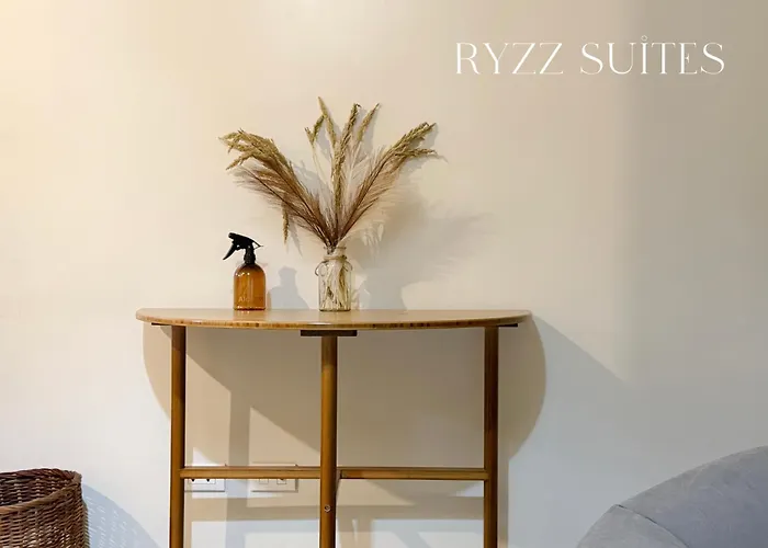 旅馆 Ryzz